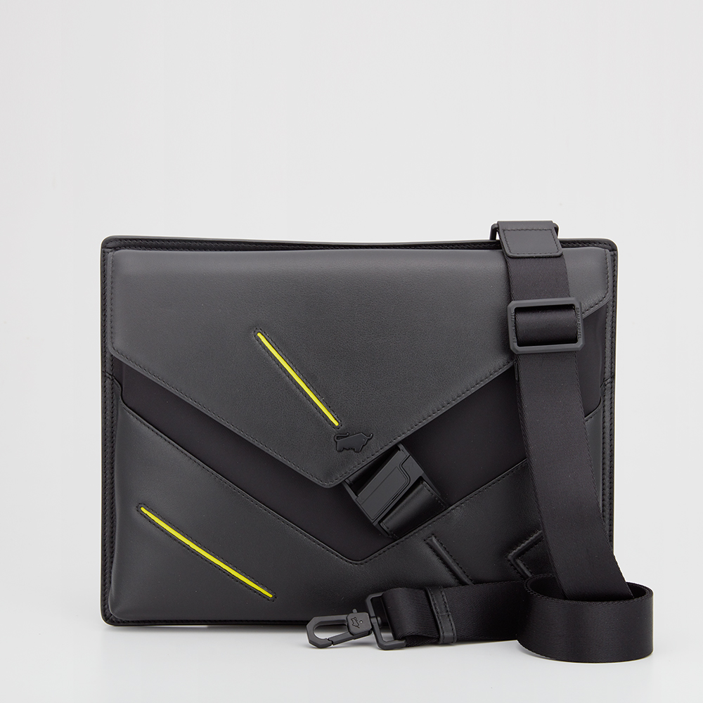 Braun Büffel AW21 messenger