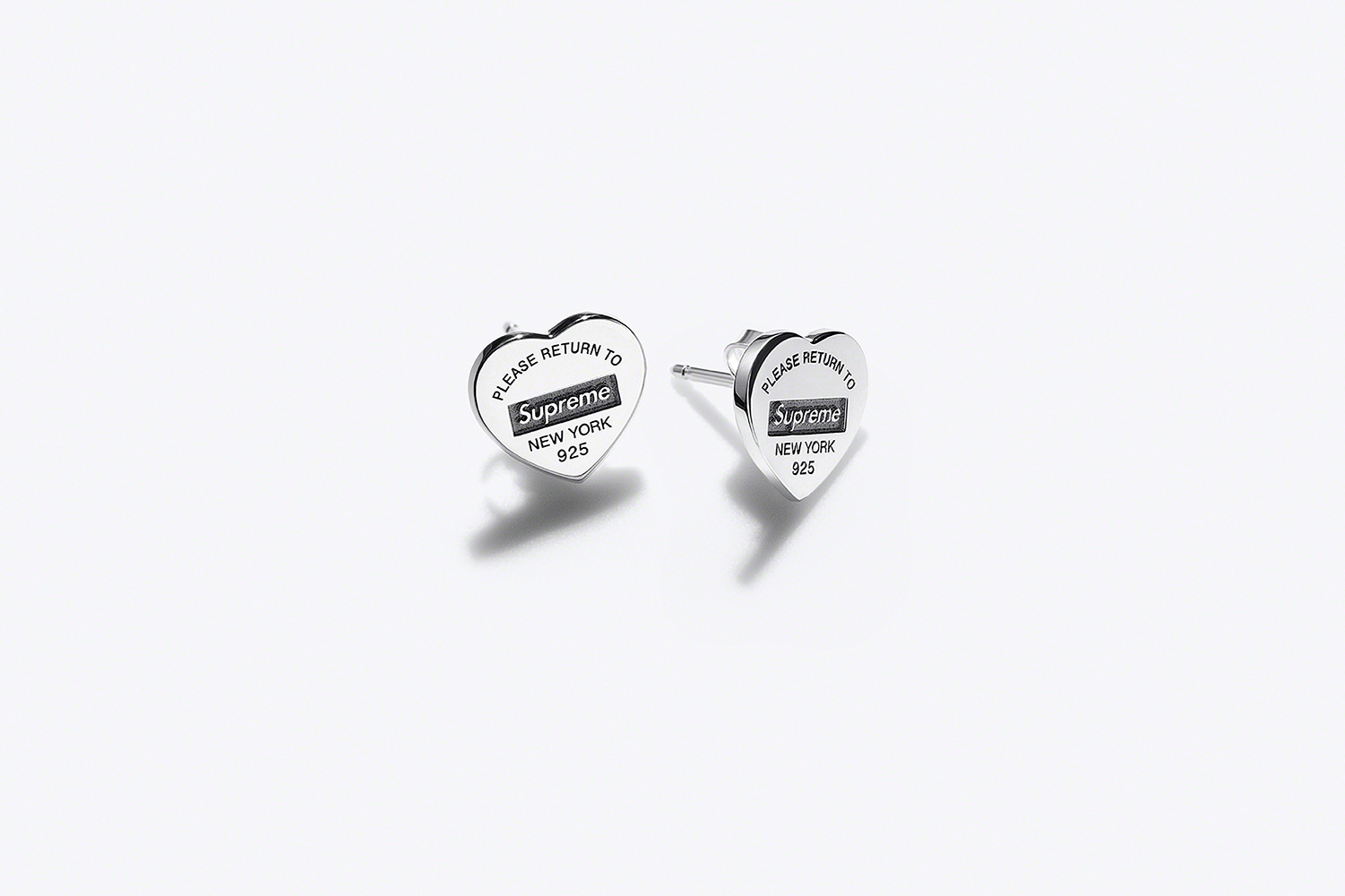 Return to Tiffany Heart Tag Stud Earrings (Photo credit: Supreme)