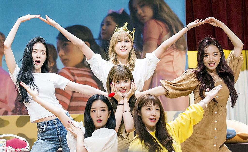 all-girl K-pop group