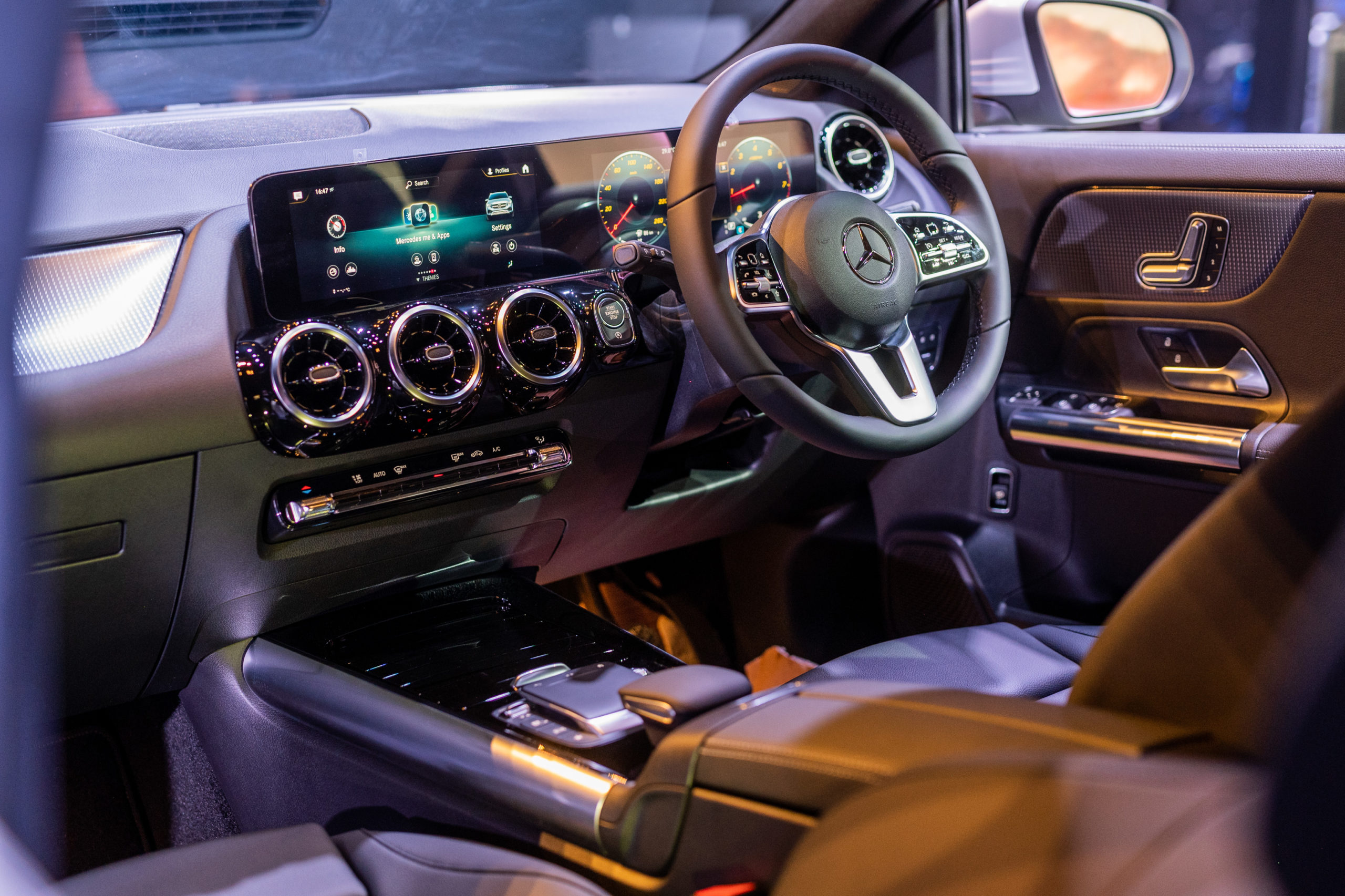 Interior of GLA 200