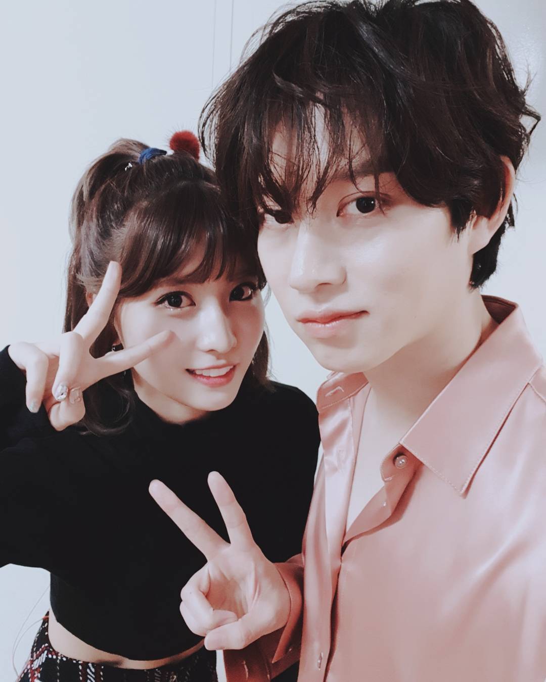 Kim Hee-chul and Momo